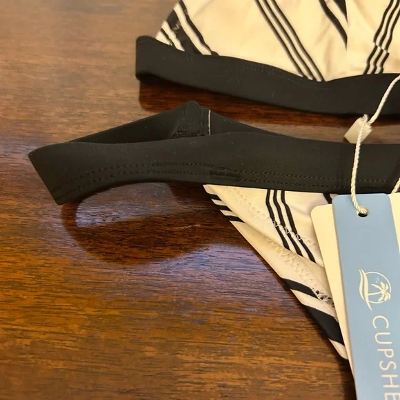 Swimsuit and Coverup Set Cupshe Large Black and White Striped Bikini NWT - Picture 3 of 6